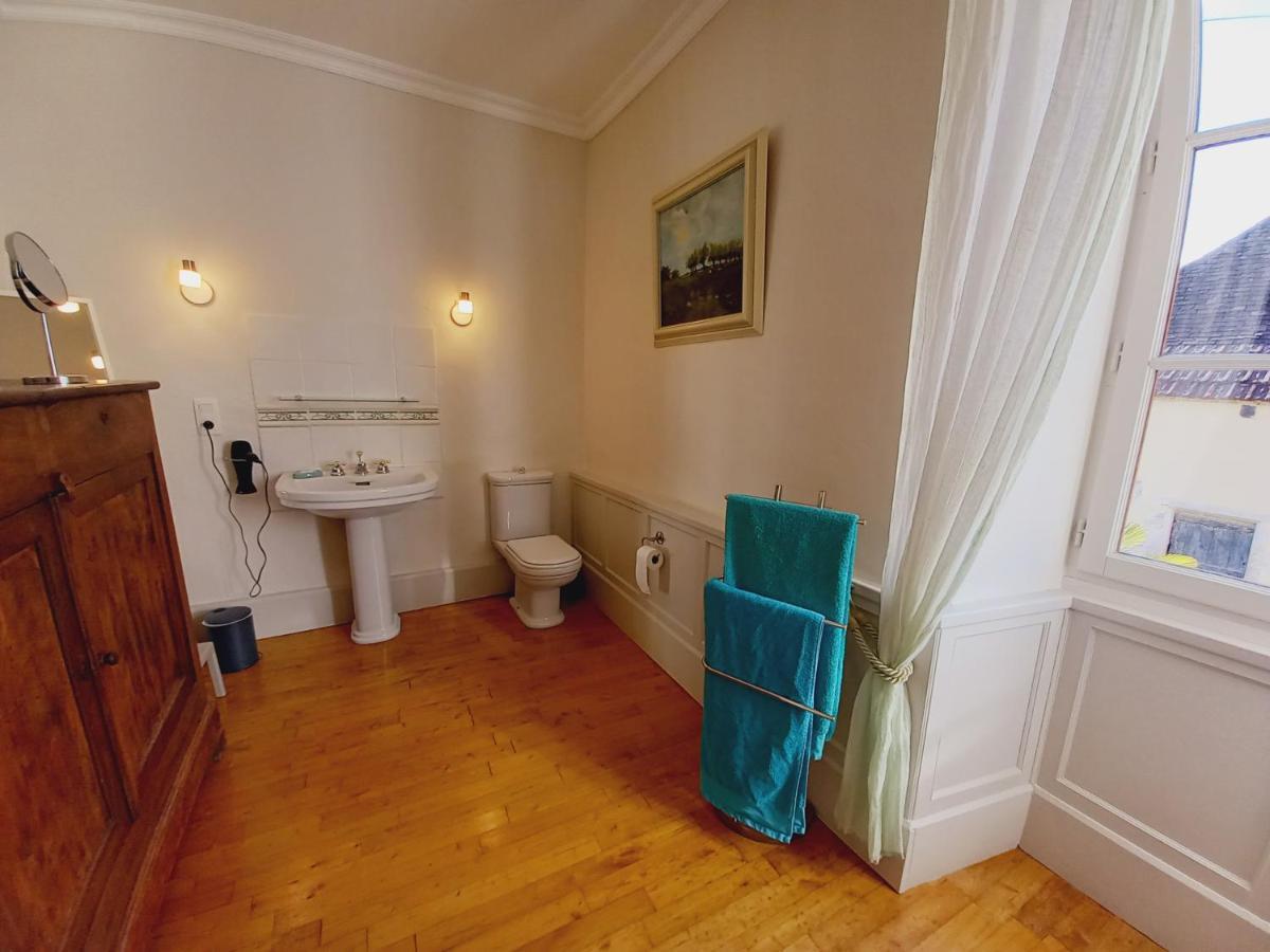 Au pays de Jacquou : Chambre d’hôtes et table d’hôtes Fossemagne Exterior foto